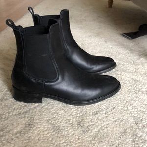 Thursday Boot Company Duchess Chelsea Boot - 9